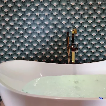Mabi Sweet With Whirlpool Bath